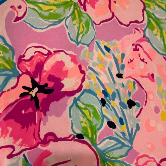 Lilly Pulitzer EUC  Pamela top, Size Medium - Picture 9 of 9